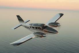 Best Flight school for commercial pilot in USA