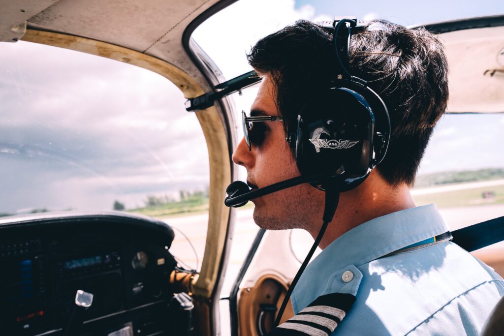 Commercial Pilot Exam :RTR(A)